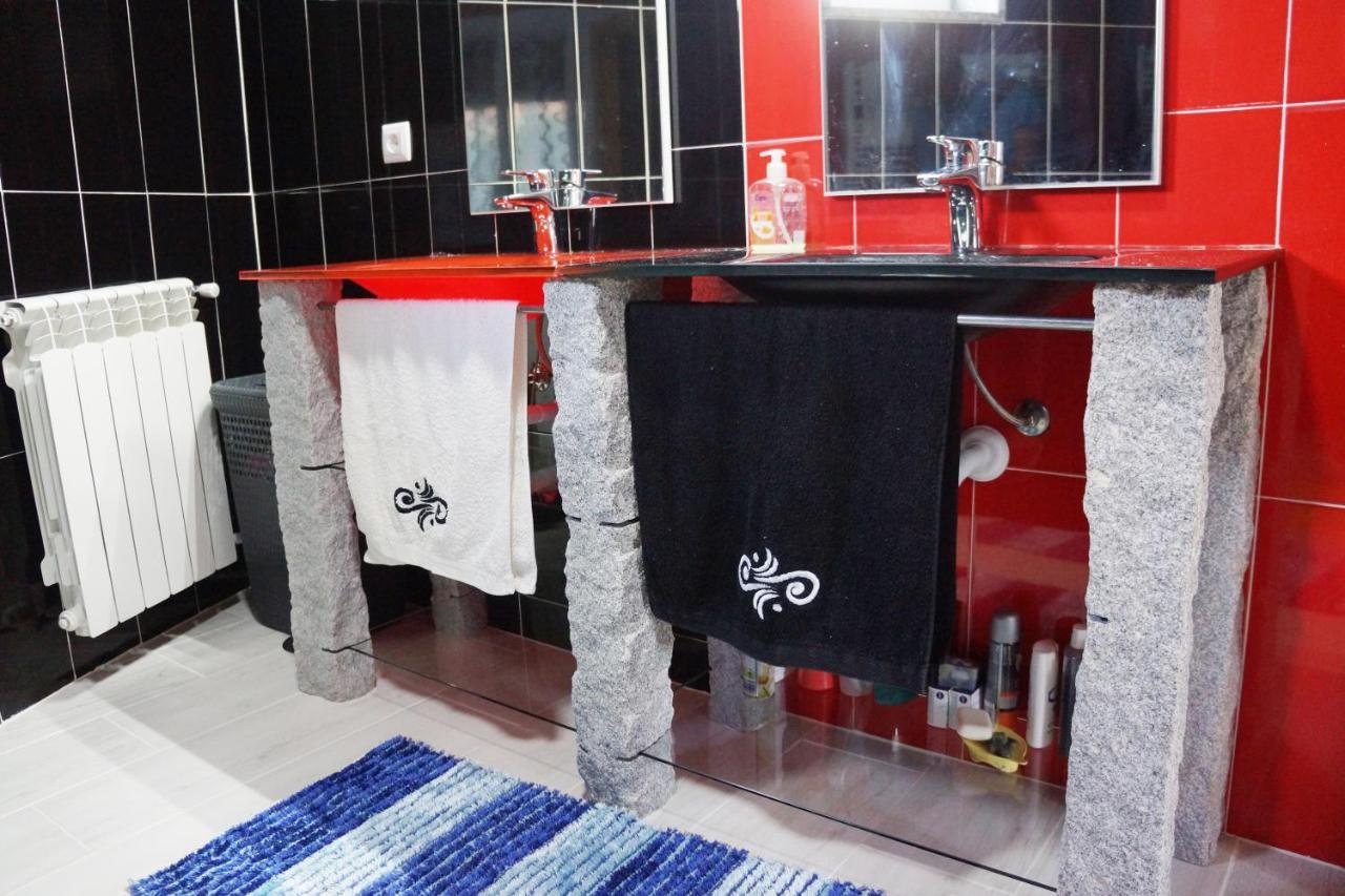 Casinha Das Bonecas - Casa Com Piscina Privada Aveiro Exteriér fotografie
