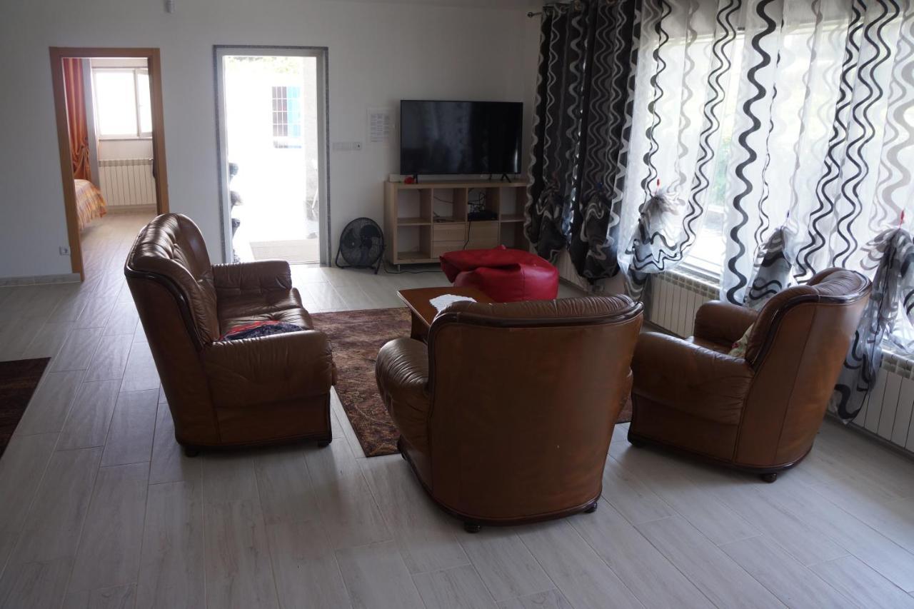 Casinha Das Bonecas - Casa Com Piscina Privada Aveiro Exteriér fotografie